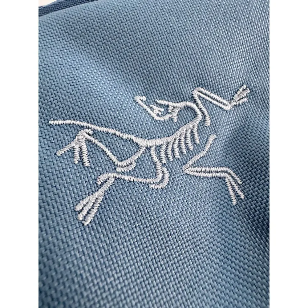 Arcteryx Mantis 2 Blue Nylon Waist Pack Crossbody Sling